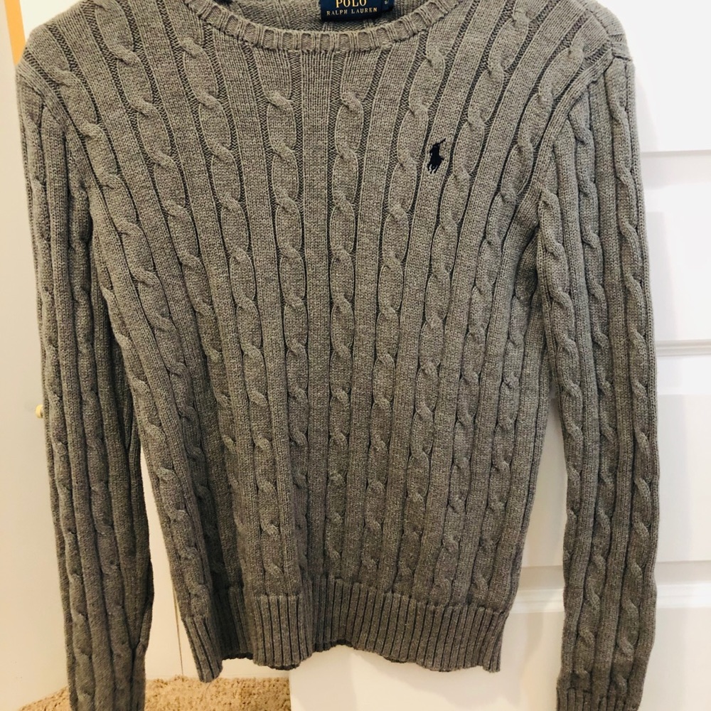 Ralph Lauren sweater. No flaws. Like new.
